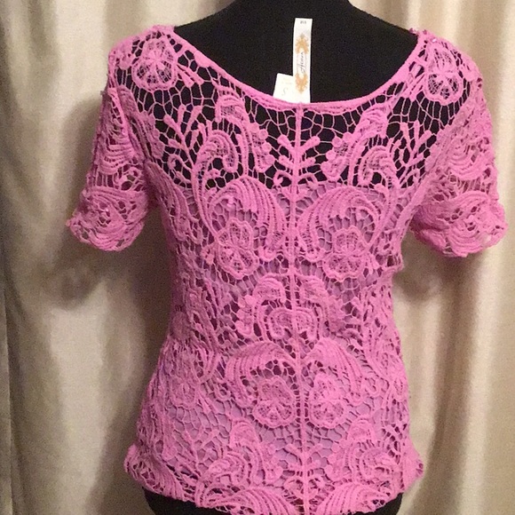 Pink crochet top short sleeves - Picture 2 of 4